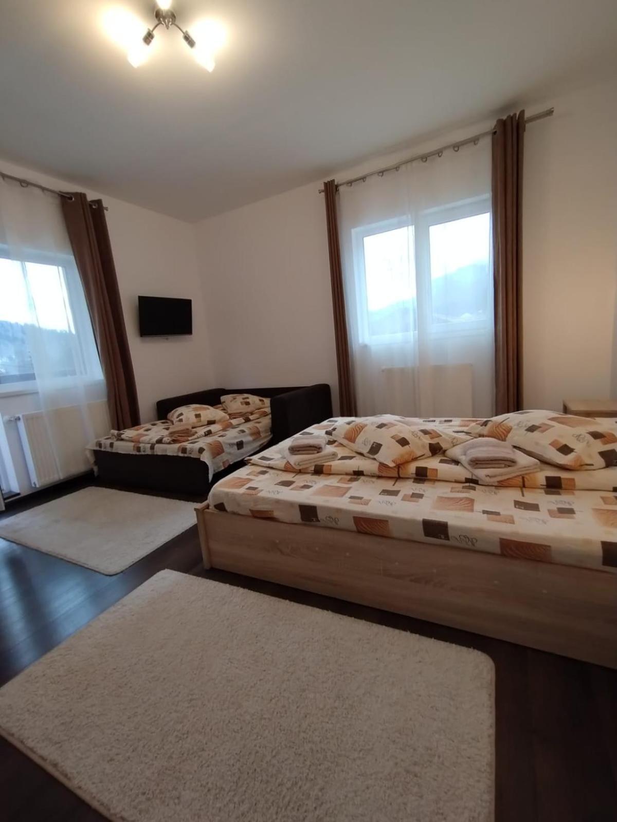 Casa Cu Flori Hotel Szászbuda Kültér fotó