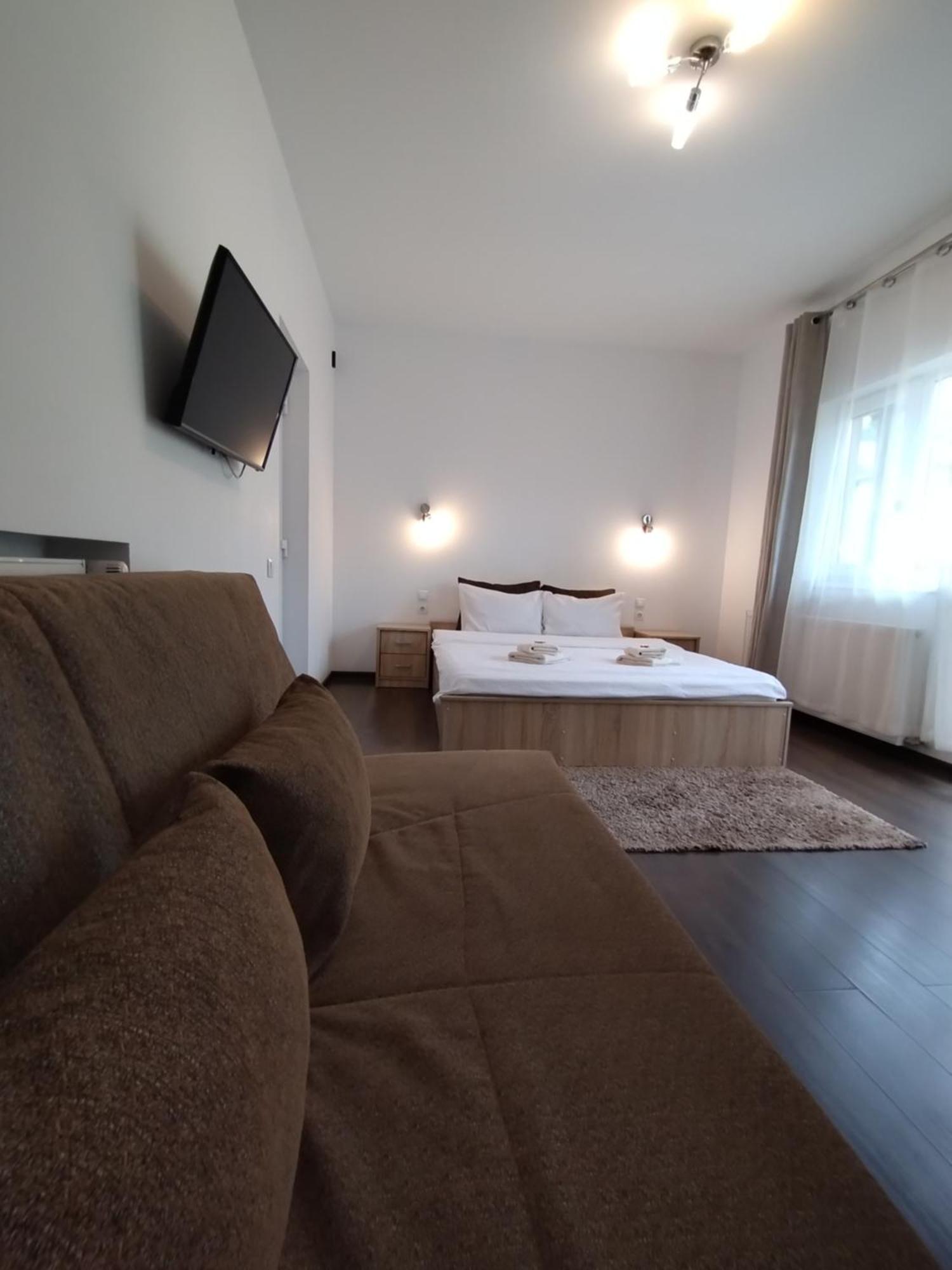 Casa Cu Flori Hotel Szászbuda Kültér fotó